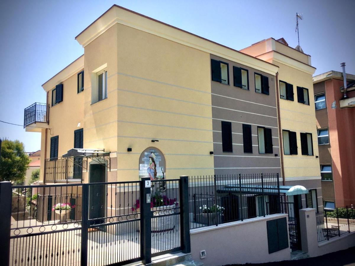 Floridida Rooms & Breakfast Marina dʼMarina dʼAndora Exterior foto